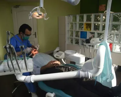 کلینیک دندانپزشکی مهرگان /کسب و کارهای موفق/نوین اکسپو