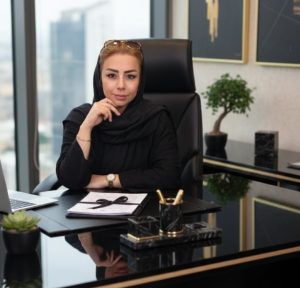 نرمین نظری مدیر بازرگانی نوین اکسپو